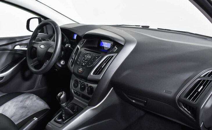Ford Focus - Фото 9