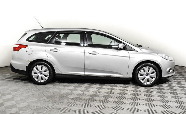 Ford Focus - Фото 3