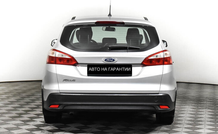 Ford Focus - Фото 5