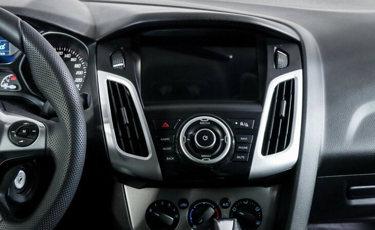 Ford Focus - Фото 11