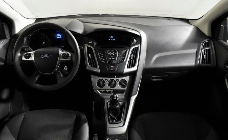 Ford Focus - Фото 9