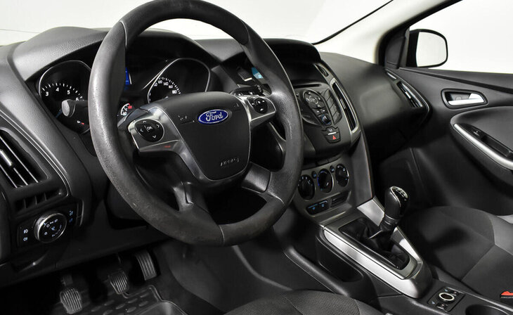 Ford Focus - Фото 10