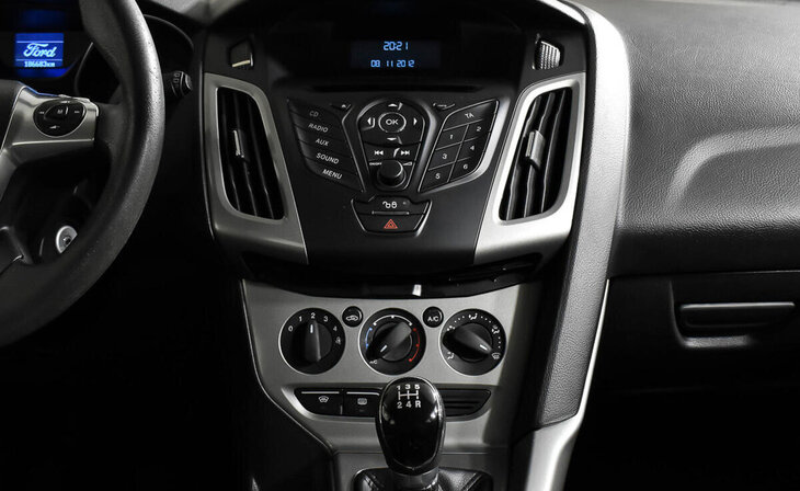 Ford Focus - Фото 12