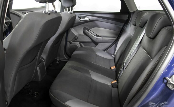 Ford Focus - Фото 13