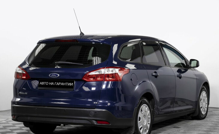 Ford Focus - Фото 4