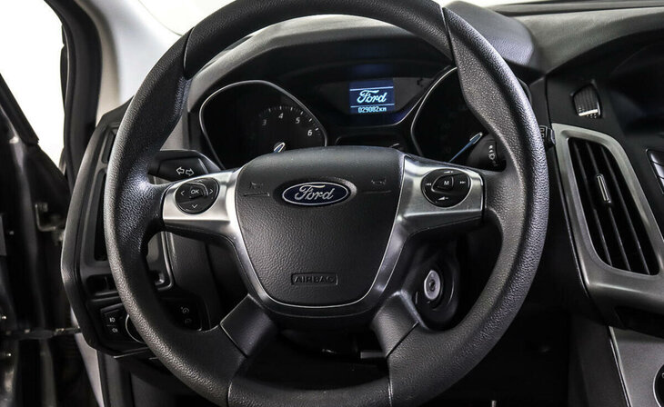 Ford Focus - Фото 10