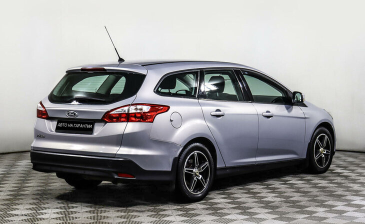 Ford Focus - Фото 2