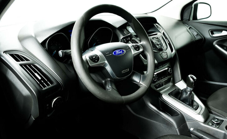 Ford Focus - Фото 9