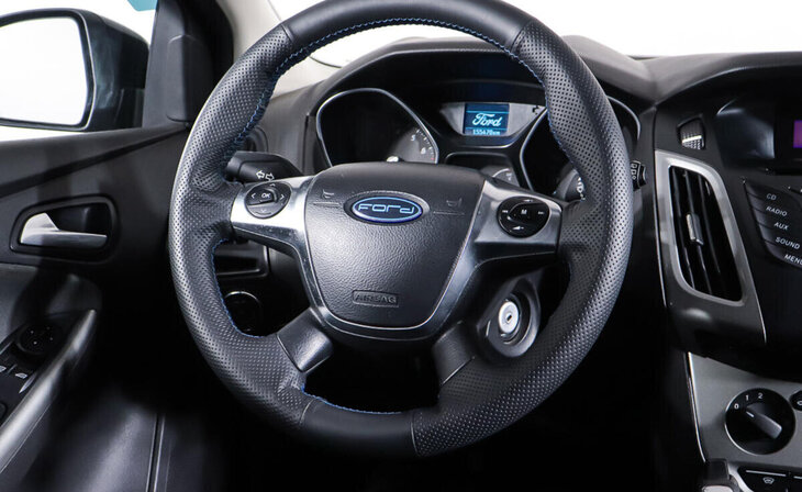 Ford Focus - Фото 11