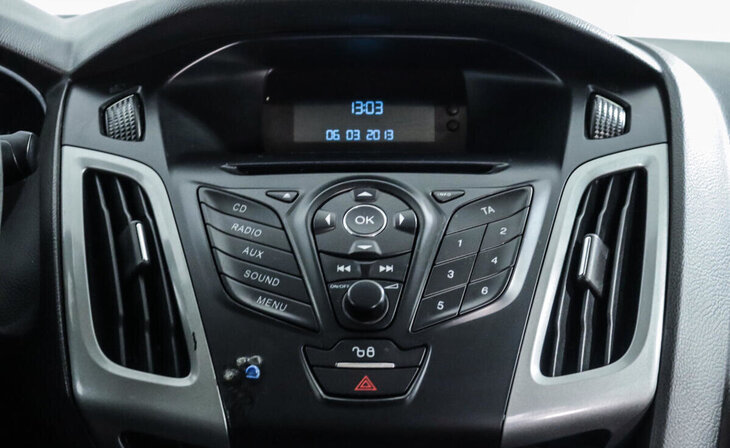 Ford Focus - Фото 9