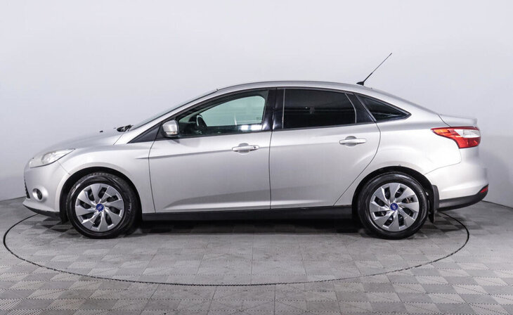 Ford Focus - Фото 2