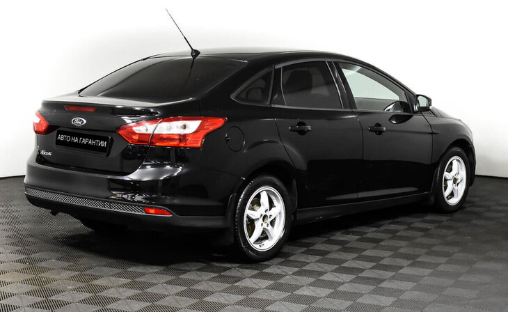 Ford Focus - Фото 4