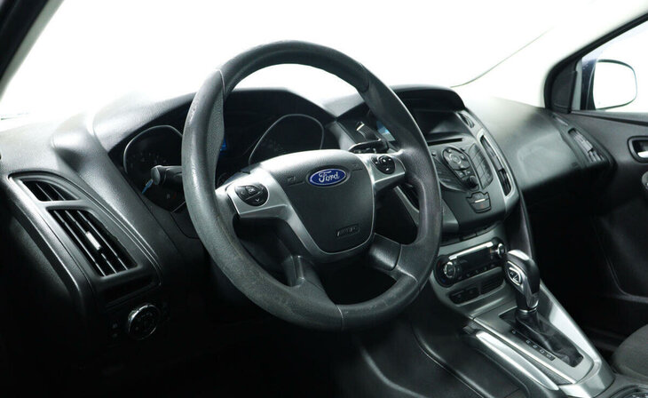 Ford Focus - Фото 10