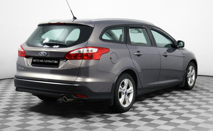 Ford Focus - Фото 4