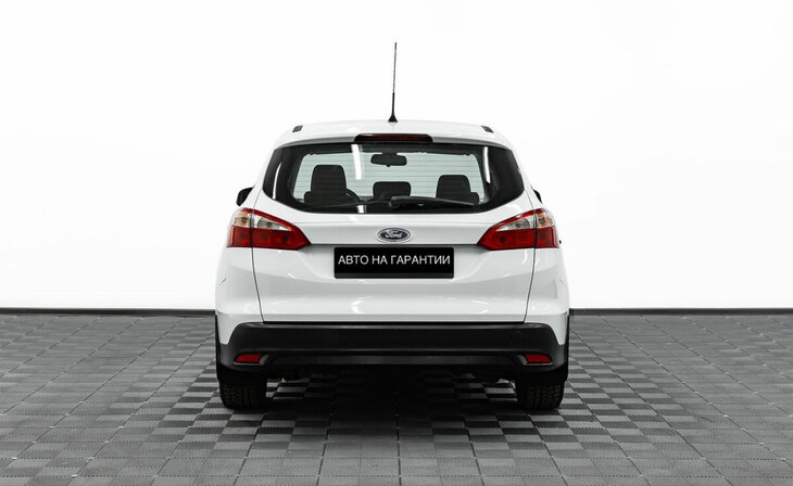 Ford Focus - Фото 3