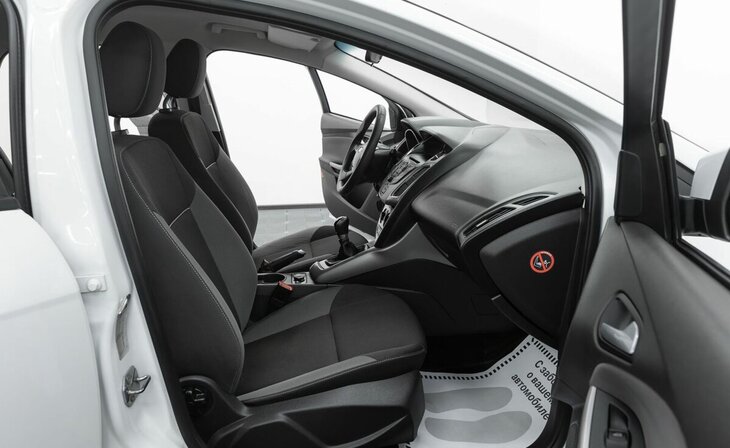 Ford Focus - Фото 5
