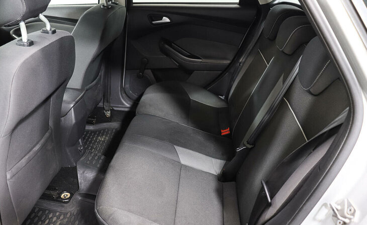 Ford Focus - Фото 13