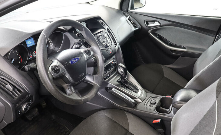 Ford Focus - Фото 8