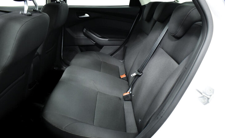 Ford Focus - Фото 10