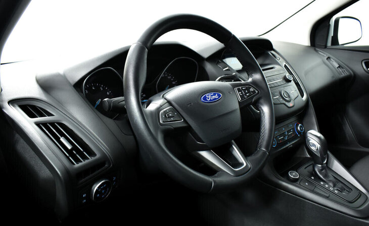 Ford Focus - Фото 8