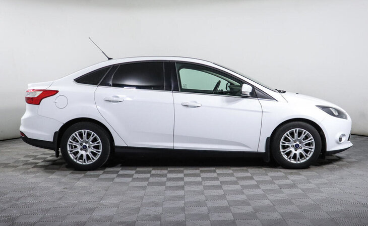 Ford Focus - Фото 3