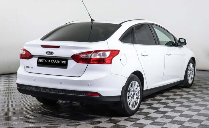 Ford Focus - Фото 4