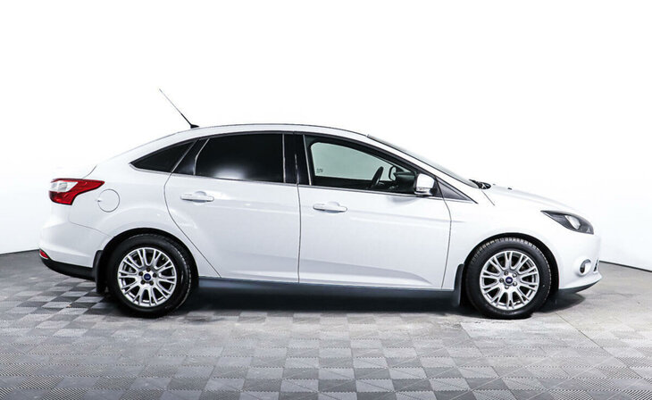 Ford Focus - Фото 3