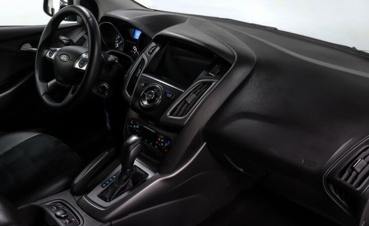 Ford Focus - Фото 4