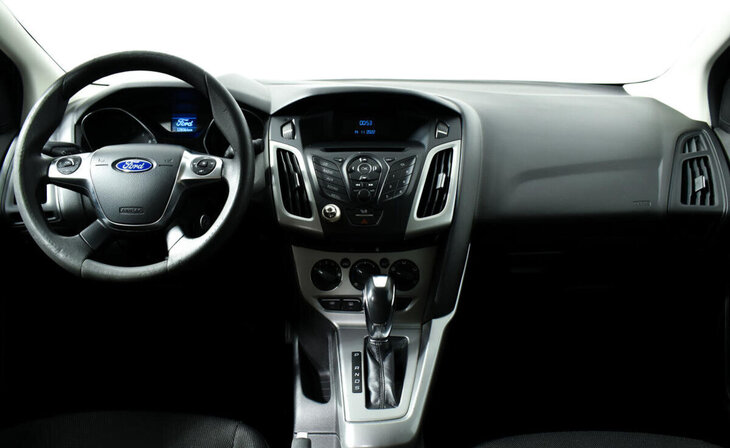 Ford Focus - Фото 7