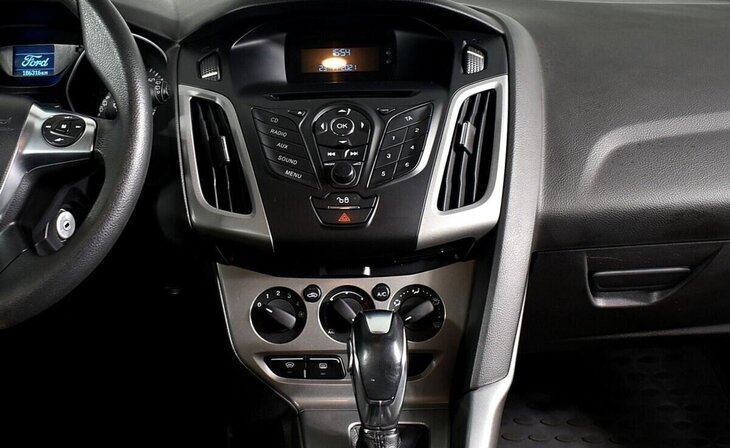 Ford Focus - Фото 9