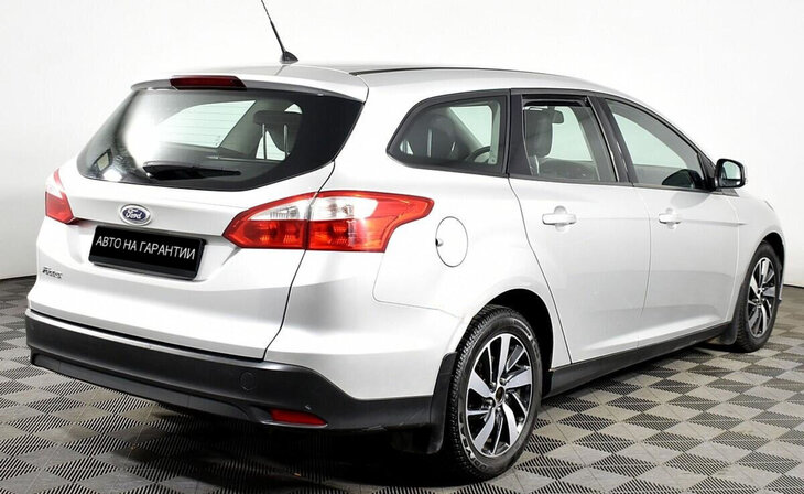 Ford Focus - Фото 2