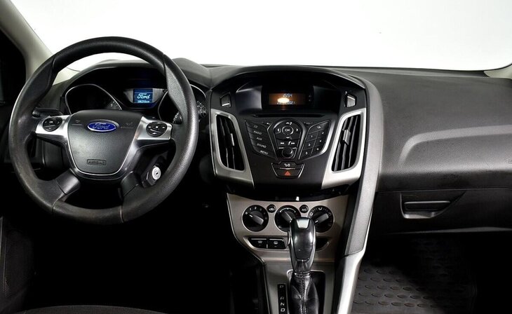 Ford Focus - Фото 7