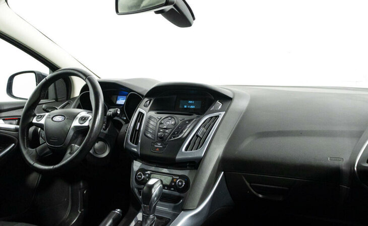 Ford Focus - Фото 6