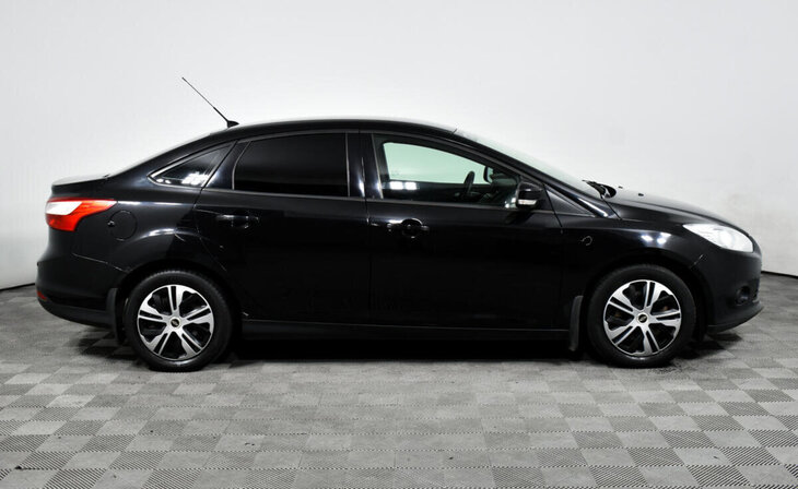 Ford Focus - Фото 3