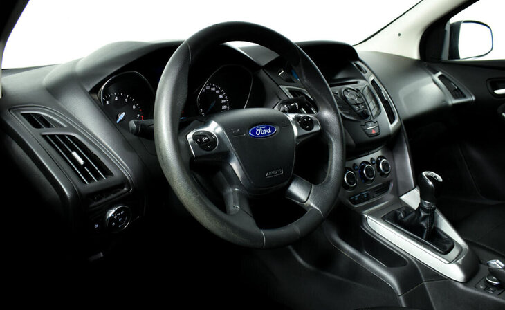 Ford Focus - Фото 8