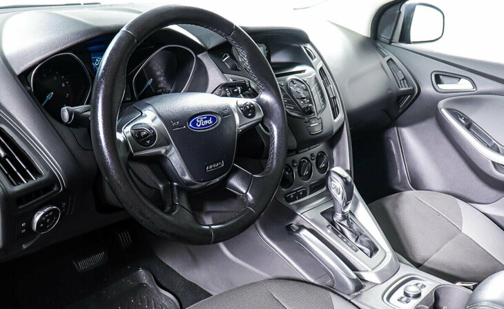 Ford Focus - Фото 10