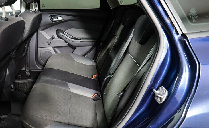 Ford Focus - Фото 14