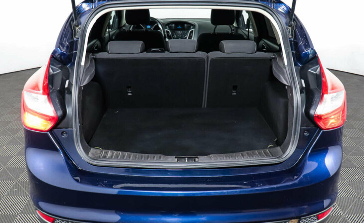 Ford Focus - Фото 15