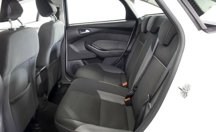 Ford Focus - Фото 12
