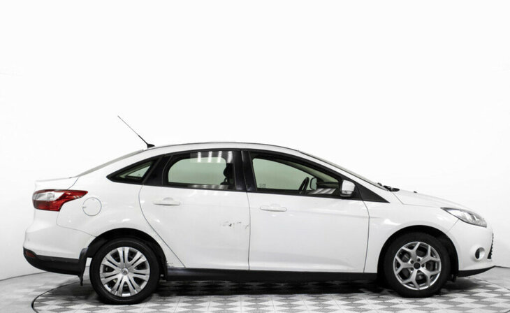 Ford Focus - Фото 2