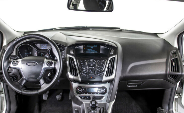 Ford Focus - Фото 6