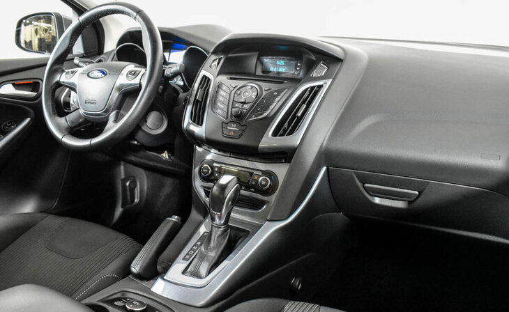 Ford Focus - Фото 4