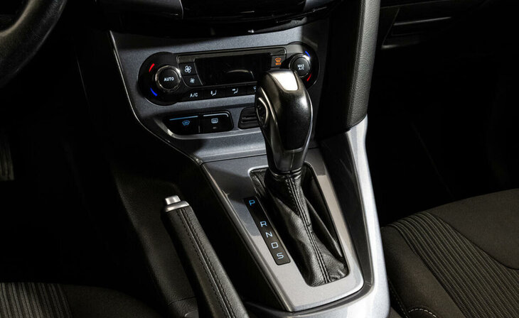 Ford Focus - Фото 14