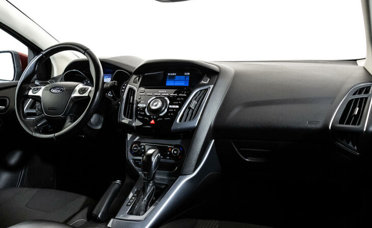 Ford Focus - Фото 6