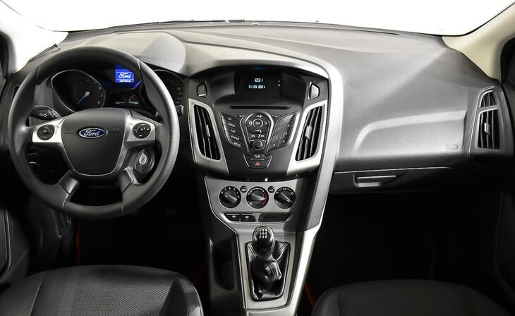 Ford Focus - Фото 9