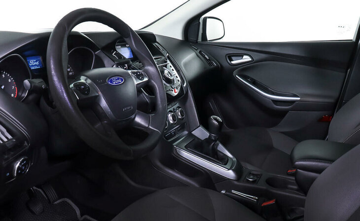 Ford Focus - Фото 10