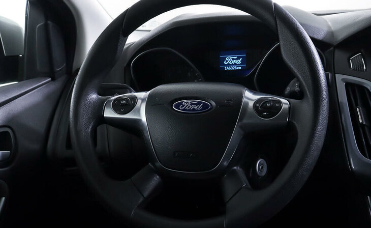 Ford Focus - Фото 11