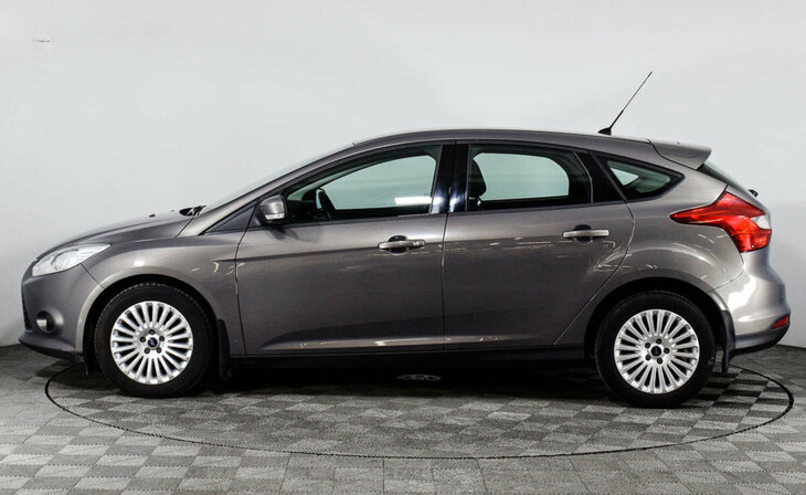 Ford Focus - Фото 2