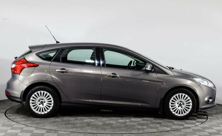 Ford Focus - Фото 3