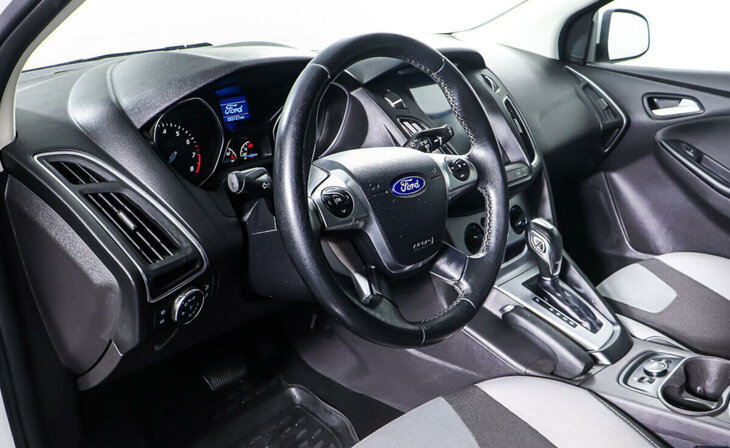 Ford Focus - Фото 9
